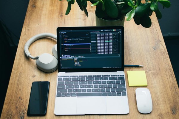 Comment mettre en place une stratégie de gestion des identités pour les applications SaaS?